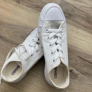Converse Low Top White Monochrome